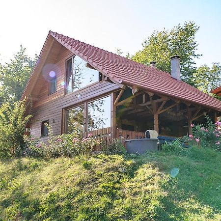 Rose Hip Hill Farm Bed & Breakfast Valea Tirnei Dış mekan fotoğraf